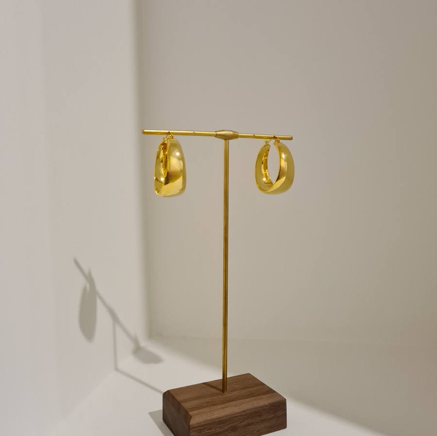 Zuri Hoops - Gold – ALIX YANG Jewellery