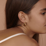 Thea Hoops